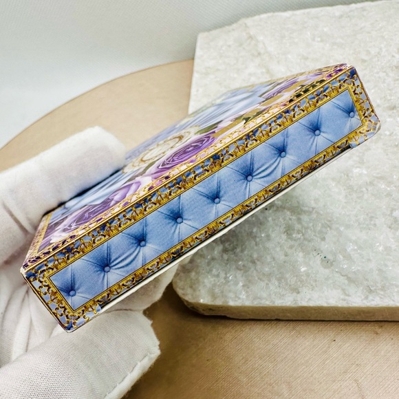 NEW! PAT McGRATH LABS x Bridgerton Incandescent Gold Skin Fetish: Highlighter - Picture 15 of 17